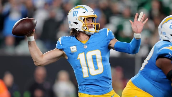 "Chargers vs. Broncos: Expert Picks and Odds for 2024 Thursday Night Showdown"